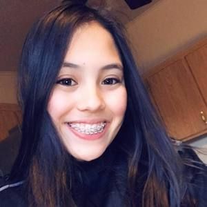 Meet your Posher, Rhae